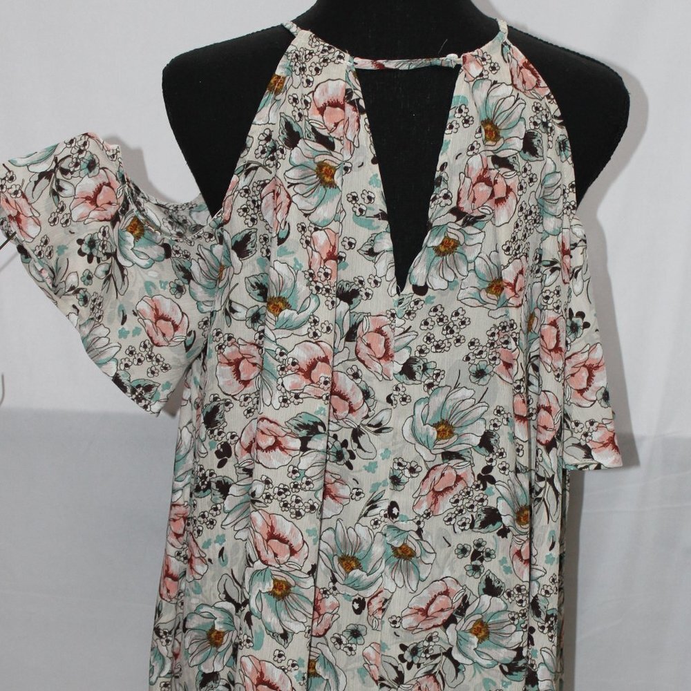 Umgee USA Peek-A-Boo Sleeve Floral Dress - Picture 3 of 8